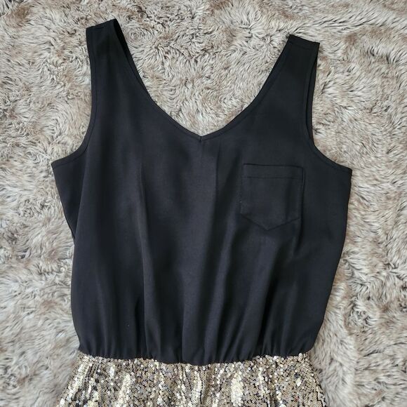 As U Wish Silver Sequin Bodycon Mini Dress‎ Size Medium - Picture 3 of 10